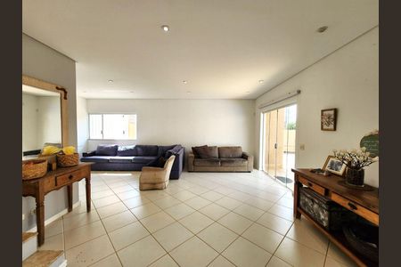 16_photo/94ce552ba7.7a37549eceeba21f-ATLAS-e6ff868b-d478-4203-bc04-d39513ed030e.jpg de casa à venda com 3 quartos, 349m² em Gramado, Cotia