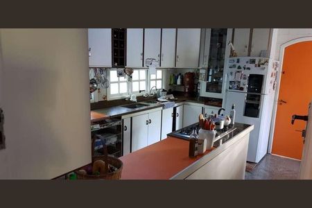 4_photo/94ce552c4b.a57d9f149cb449dd-ATLAS-222a9f00-bbf9-41ef-8de8-b23d6dab923e.jpg de casa de condomínio à venda com 4 quartos, 432m² em Gramado, Cotia