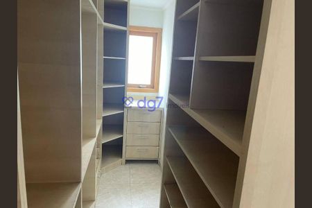 29_photo/94ce552c57.b4213f2504feb088-ATLAS-211dbf43-e0b0-42eb-afcf-7899db8b61b1.jpg de casa à venda com 3 quartos, 330m² em Jardim Barbacena, Cotia