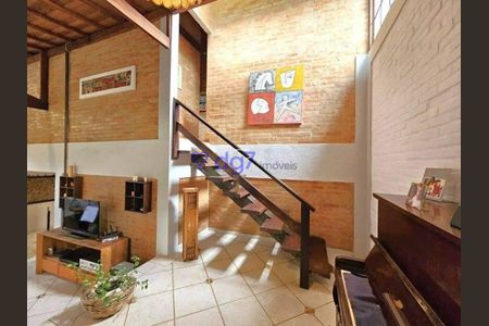 8_photo/94ce552d13.eb4747a7722cd593-ATLAS-7264d8bd-33a4-4e85-8daa-9e72bfe1eefe.jpg de casa de condomínio à venda com 3 quartos, 261m² em Gramado, Cotia