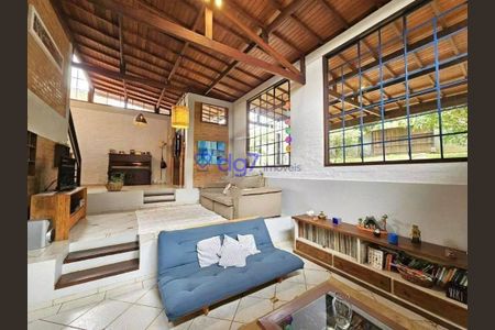 2_photo/94ce552d13.eb4747a7722cd593-ATLAS-cb71fc9d-e504-48e6-8cf5-859239476eff.jpg de casa de condomínio à venda com 3 quartos, 261m² em Gramado, Cotia