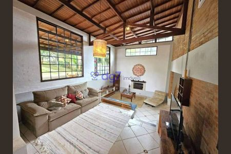 6_photo/94ce552d13.eb4747a7722cd593-ATLAS-dbaeaffa-b8a9-451f-99c0-9c97f757603d.jpg de casa de condomínio à venda com 3 quartos, 261m² em Gramado, Cotia