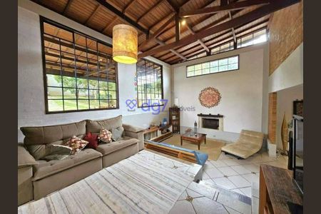 4_photo/94ce552d13.eb4747a7722cd593-ATLAS-e5170fae-5569-49c4-bc38-6fdefcf0ef6c.jpg de casa de condomínio à venda com 3 quartos, 261m² em Gramado, Cotia