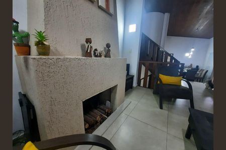 2_photo/94ce552d5b.9845a183adc4e21d-ATLAS-12e6f4e2-2c01-4e7b-b030-d0ee6e456bed.jpg de casa à venda com 4 quartos, 231m² em Gramado, Cotia