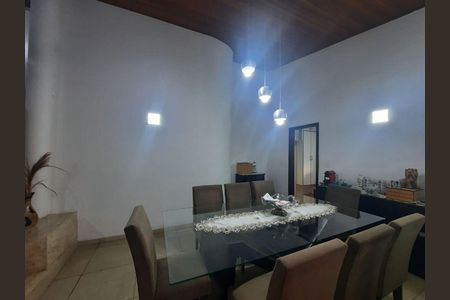 16_photo/94ce552d5b.9845a183adc4e21d-ATLAS-77643ae2-6479-4157-a5a8-499095a1c4eb.jpg de casa à venda com 4 quartos, 231m² em Gramado, Cotia