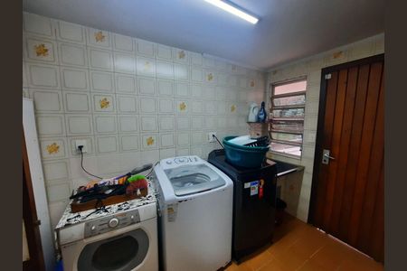 27_photo/94ce552d5b.9845a183adc4e21d-ATLAS-7d6d9896-6659-477e-a8a7-9f3eba2fee33.jpg de casa à venda com 4 quartos, 231m² em Gramado, Cotia