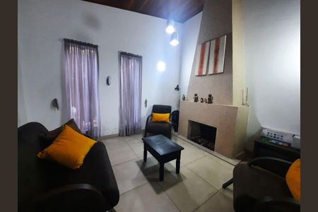 18_photo/94ce552d5b.9845a183adc4e21d-ATLAS-f082f9b6-8515-4d9c-96ab-3a55a063cbb1.jpg de casa à venda com 4 quartos, 231m² em Gramado, Cotia