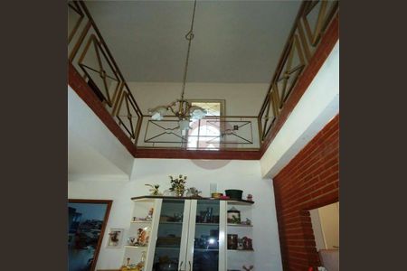 7_photo/94ce552dc1.4de230892e216344-ATLAS-fece8601-84d6-4d2f-afe9-e6e2662b75da.jpg de casa à venda com 3 quartos, 240m² em Jardim Barbacena, Cotia