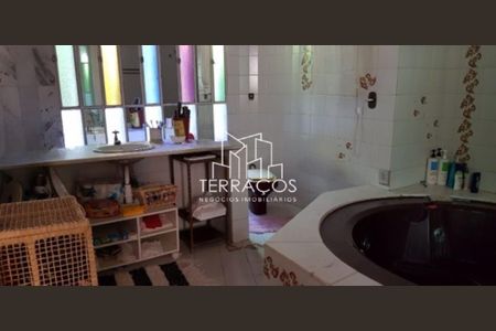 30_photo/94ce552dfb.cdcaac75409d31be-ATLAS-e4fd724c-1300-4630-ac54-161a61643adf.jpg de casa de condomínio à venda com 4 quartos, 437m² em Gramado, Cotia