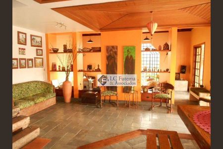 11_photo/94ce552dfb.cdcaac75409d31be-ATLAS-e5909f53-858a-44bb-bf67-666c66caacab.jpg de casa de condomínio à venda com 3 quartos, 350m² em Gramado, Cotia