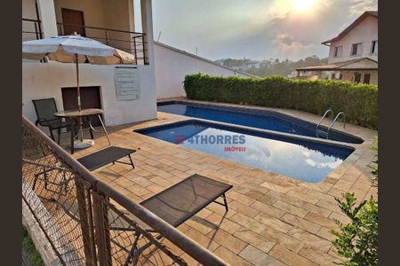 4_photo/94ce5532c3.cdd4f02be08f0036-ATLAS-7f17c190-d85d-4c8f-ae6b-586d1384233b.jpg de casa à venda com 3 quartos, 110m² em Chácara Pavoeiro, Cotia