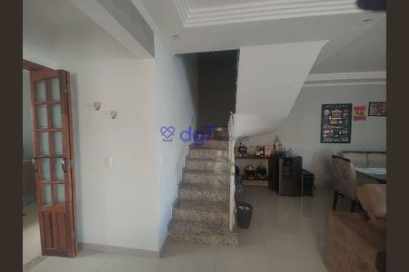 7_photo/94ce5532c3.f531e53a00c9e135-ATLAS-b3f2e899-7feb-40dd-8767-034d95d0b0a5.jpg de casa à venda com 3 quartos, 132m² em Chácara Pavoeiro, Cotia