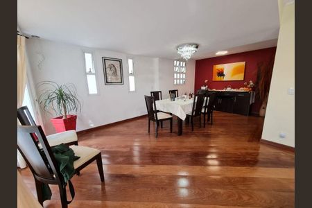 4_photo/94ce5532e1.e8a0ff3923ec2af0-ATLAS-3e8c0e32-d67e-4957-bd85-588e1d8569e8.jpg de casa de condomínio à venda com 4 quartos, 306m² em Gramado, Cotia