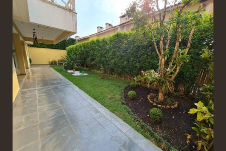 8_photo/94ce5532e1.e8a0ff3923ec2af0-ATLAS-e0540edd-2c0d-4ec2-939a-17bf0cce4fe0.jpg de casa de condomínio à venda com 4 quartos, 306m² em Gramado, Cotia