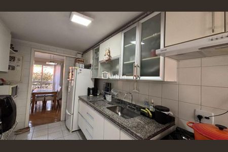 9_photo/94ce5532e9.e8a0ff3923ec2af0-ATLAS-2d918892-584e-4b39-8f40-01dcbe63bda7.jpg de casa de condomínio à venda com 3 quartos, 180m² em Jardim Barbacena, Cotia