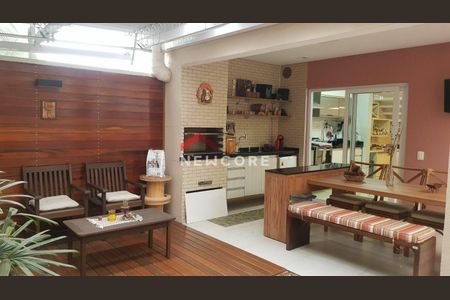 9_photo/94ce5533bb.cda01c5f2bf1a0d1-ATLAS-e5839e9b-0893-4aeb-a6df-71795765797c.jpg de casa de condomínio à venda com 3 quartos, 105m² em Granja Viana, Cotia