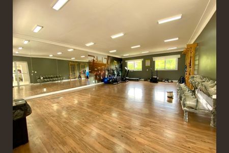 18_photo/94ce5533f9.f861ecc718bdcbd7-ATLAS-7d55b5a9-6a2e-4215-aea5-b490fa6fd7a9.jpg de apartamento à venda com 2 quartos, 53m² em Jardim Rebelato, Cotia