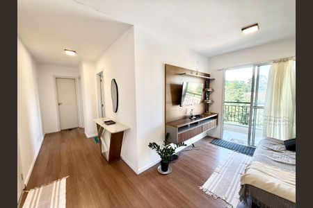 5_photo/94ce55345b.ae3d86bef28e162d-ATLAS-3919b4d7-ccf8-4ccc-b4eb-8ca4813c04d3.jpg de apartamento para alugar com 2 quartos, 54m² em Jardim Recanto Suave, Cotia