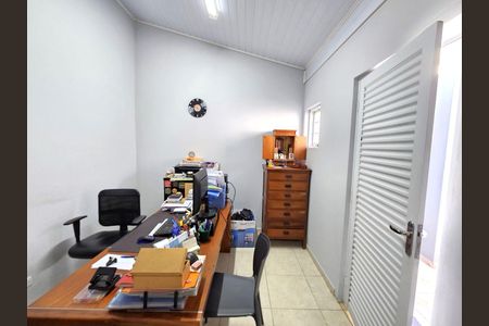 10_photo/94ce553529.f2c8c659ffa0a6bc-ATLAS-565a16fb-8941-42e6-9a07-b2fbcfc07545.jpg de casa à venda com 2 quartos, 160m² em Horizontal Park, Cotia