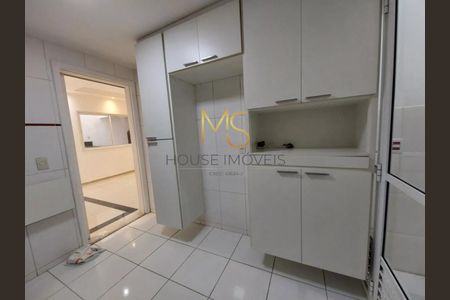 13_photo/94ce5535d5.f34ea19b5153c875-ATLAS-8b1da578-7218-4508-8145-e0a2c22bd125.jpg de casa de condomínio à venda com 3 quartos, 113m² em Jardim Rebelato, Cotia