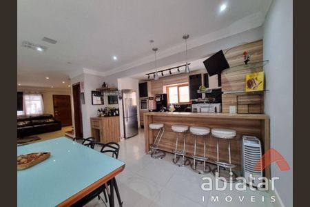 5_photo/94ce5535fd.85558bfc0f618c88-ATLAS-a1fbbc34-412f-42e4-8835-3305eb33bd7f.jpg de casa à venda com 4 quartos, m² em Jardim Barbacena, Cotia