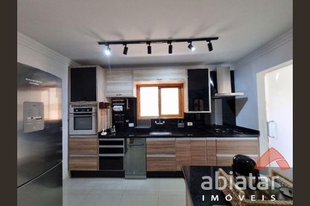 7_photo/94ce5535fd.85558bfc0f618c88-ATLAS-dfbd2045-b971-49e5-ae2c-6270dff1e2a1.jpg de casa à venda com 4 quartos, m² em Jardim Barbacena, Cotia