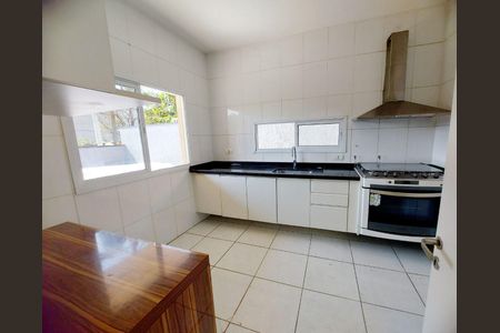 9_photo/94ce553609.6c5c93e045adfc60-ATLAS-566593f0-a9ea-4cec-bcb4-1f8a27f1b14d.jpg de casa de condomínio à venda com 3 quartos, 158m² em Jardim Rebelato, Cotia