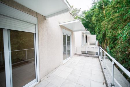 31_photo/94ce553609.bc1e3fbe338f3a4c-ATLAS-713536ed-e921-4d09-86f4-7491d01315f7.jpg de casa à venda com 3 quartos, 213m² em Jardim Rebelato, Cotia