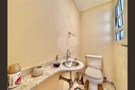 4_photo/94ce5537c3.9a91a49bb085b9d1-ATLAS-11ec158c-2a6b-4aaf-aed7-d8b52c0d94aa.jpg de casa de condomínio à venda com 3 quartos, 209m² em Granja Viana, Cotia