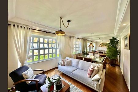 7_photo/94ce5537c3.9a91a49bb085b9d1-ATLAS-1e71d1d0-fcdc-41d6-b0ce-e4d85a63a481.jpg de casa de condomínio à venda com 3 quartos, 209m² em Granja Viana, Cotia