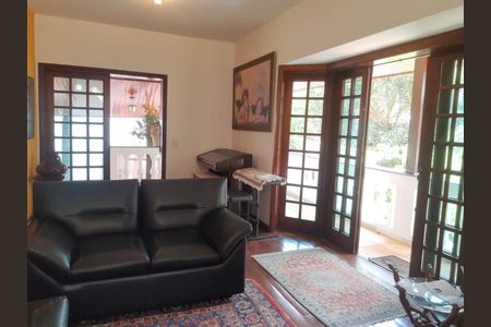 55_photo/94ce5537ef.45c2d7d3c0346745-ATLAS-dd9abed3-d103-4512-a18d-d57cf4983b16.jpg de casa para alugar com 4 quartos, 318m² em Jardim Guerreiro, Cotia