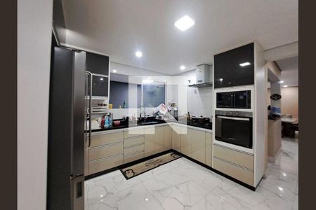 5_photo/94ce554261.cba9474eaf1c4fd4-ATLAS-be5efe02-b523-4b2d-a9bf-9b765ebd7fa2.jpg de casa à venda com 3 quartos, 270m² em Jardim Primeiro de Maio (Chacara Fazendinha), Osasco