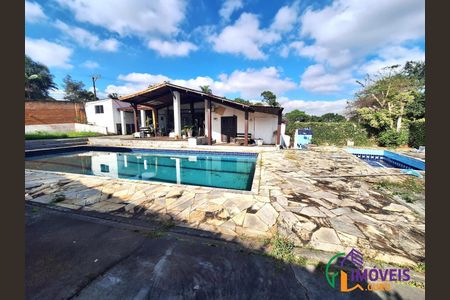 13_photo/94ce554819.6f6a2a36f074a1ff-ATLAS-f35507be-df8f-454e-afa1-c9ef09cb63ba.jpg de casa para alugar com 6 quartos, 1600m² em Jardim Guerreiro, Cotia