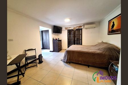 51_photo/94ce554819.6f6a2a36f074a1ff-ATLAS-fe01eb44-cf04-4c2f-a1ec-671b56e86888.jpg de casa para alugar com 6 quartos, 1600m² em Jardim Guerreiro, Cotia