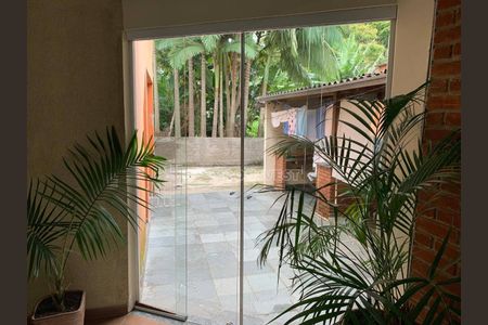 12_photo/94ce554ac1.50dcffd0bfa00027-ATLAS-c65e2d02-3af4-4cb3-9ff9-8da80b8ea081.jpg de casa à venda com 3 quartos, 200m² em Jardim Recanto Suave, Cotia