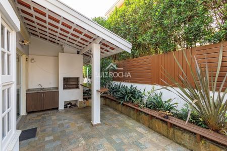 11_photo/94ce554b51.ceff8192393c33de-ATLAS-c8a920c0-06b6-4c4d-acb2-4a7a8c1a8cc8.jpg de casa à venda com 3 quartos, 153m² em Lageadinho, Cotia