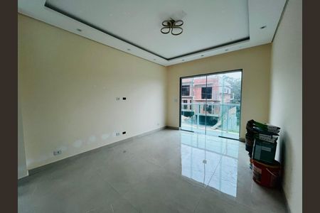 2_photo/94ce554b53.09604b2c146ebc17-ATLAS-63ca5ca5-2ce4-48ee-aade-c18fdadb85bb.jpg de casa de condomínio à venda com 3 quartos, 137m² em Lageadinho, Cotia