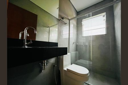 27_photo/94ce554b53.09604b2c146ebc17-ATLAS-e7ea18b7-a260-4d94-9f63-a81d625a47bf.jpg de casa de condomínio à venda com 3 quartos, 137m² em Lageadinho, Cotia