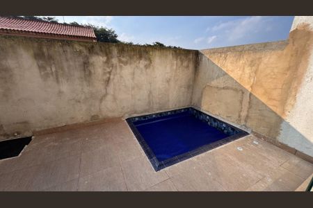 37_photo/94ce554b53.59b9fa3339c8dcb8-ATLAS-4df5baf4-180a-43ab-b368-a18847f4a868.jpg de casa para alugar com 3 quartos, 206m² em Lageadinho, Cotia