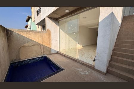 1_photo/94ce554b53.59b9fa3339c8dcb8-ATLAS-9de9e78b-a054-49d4-b3ed-37d8f4bbea07.jpg de casa para alugar com 3 quartos, 206m² em Lageadinho, Cotia