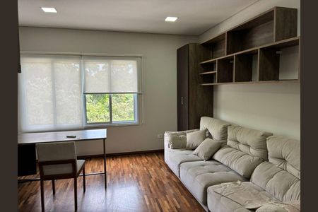 49_photo/94ce554bbb.dc8bbd111761e841-ATLAS-ba992167-d345-49e7-8f2b-e3cfe8f46702.jpg de casa para alugar com 4 quartos, 340m² em Lageadinho, Cotia