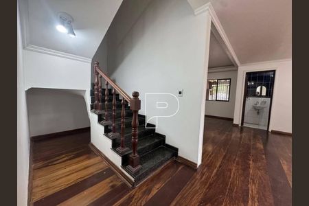 10_photo/94ce554bc1.659d7f3f71f48841-ATLAS-794f69ee-c703-4c25-bd0b-841f7e8f00c6.jpg de casa para alugar com 3 quartos, 252m² em Jardim Semiramis, Cotia