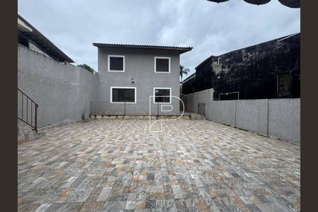 21_photo/94ce554bc1.659d7f3f71f48841-ATLAS-995ddf11-db6e-44d7-9545-bfe3eeacba50.jpg de casa para alugar com 3 quartos, 252m² em Jardim Semiramis, Cotia