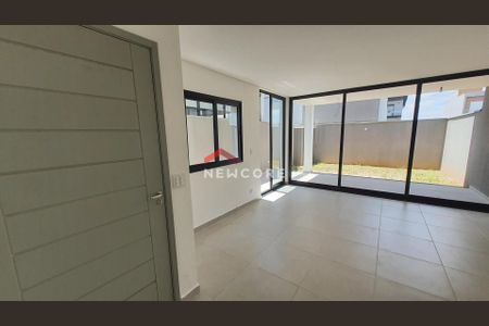 3_photo/94ce554c0b.b7afec13c8c84584-ATLAS-49e0eabd-39cb-4f03-8bab-bcc263c77158.jpg de casa de condomínio à venda com 3 quartos, 123m² em Jardim Semiramis, Cotia