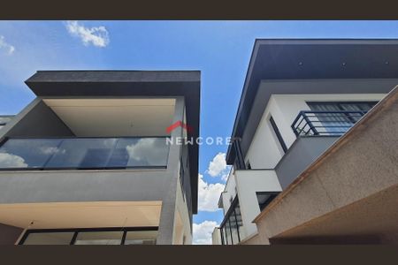 45_photo/94ce554c0b.b7afec13c8c84584-ATLAS-86172f34-6712-46ad-9415-00a4d67cc69b.jpg de casa de condomínio à venda com 3 quartos, 123m² em Jardim Semiramis, Cotia