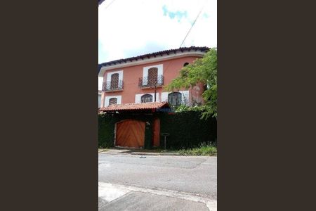 1_photo/94ce554c63.92100b2835339fd0-ATLAS-fe0ee5c5-41af-4cf6-9c72-fd998d76ff4b.jpg de casa para alugar com 5 quartos, 497m² em Jardim Semiramis, Cotia