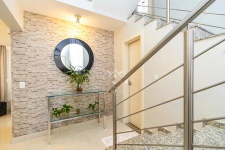 18_photo/94ce554c7b.967bb43d6f31e30b-ATLAS-111e2537-cc7d-42d4-aa64-fd2b06b9855c.jpg de casa à venda com 3 quartos, 188m² em Granja Viana, Cotia