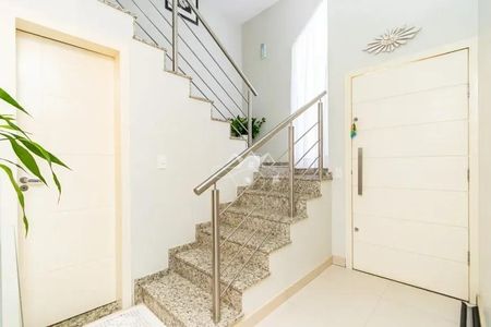 6_photo/94ce554c7b.967bb43d6f31e30b-ATLAS-93e8a736-bea9-4198-8aa6-16f486903352.jpg de casa à venda com 3 quartos, 188m² em Granja Viana, Cotia