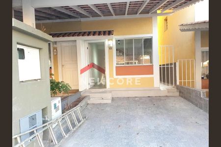 7_photo/94ce554c8b.8a89dcb0f3fd7f25-ATLAS-2b5d1477-7db4-4ff0-851a-fe6c71ce1aad.jpg de casa de condomínio à venda com 2 quartos, 80m² em Granja Viana, Cotia