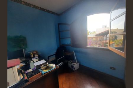 7_photo/94ce554c8f.b4cc108436d665d6-ATLAS-bcee6b7c-978a-475d-a20d-007d8a0f8013.jpg de casa à venda com 4 quartos, 237m² em Granja Viana, Cotia